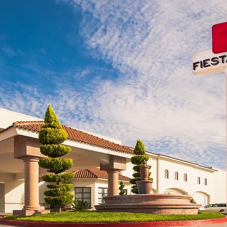 Fiesta Inn Saltillo Eksteriør bilde