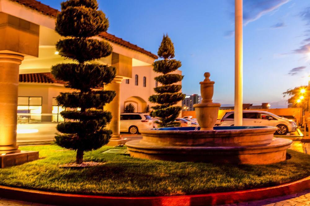 Fiesta Inn Saltillo Eksteriør bilde