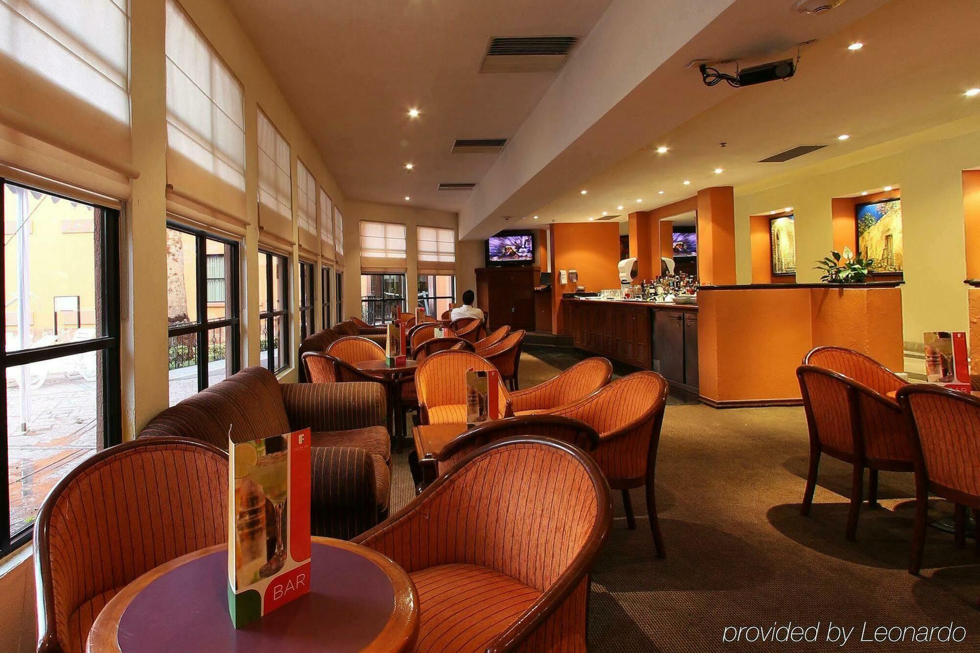Fiesta Inn Saltillo Eksteriør bilde